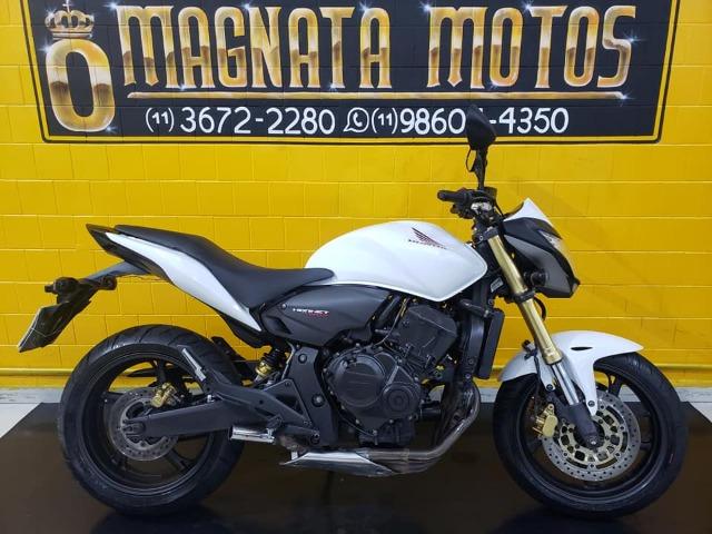 Honda Cb 600 F Hornet - 2014 - Branca - km 18.000