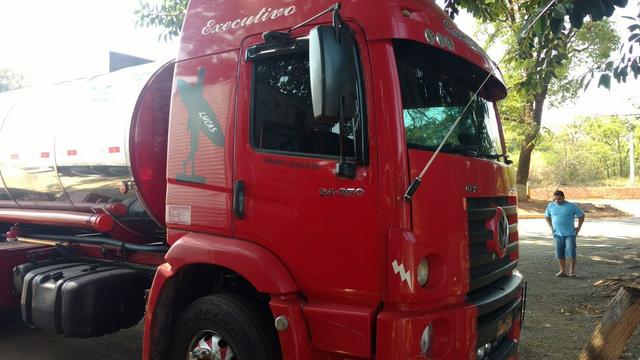 24.250 Costellation VW 2011 - Foto 2