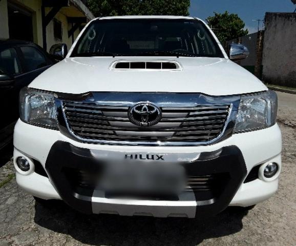 Toyota Hilux 4x4 SRV