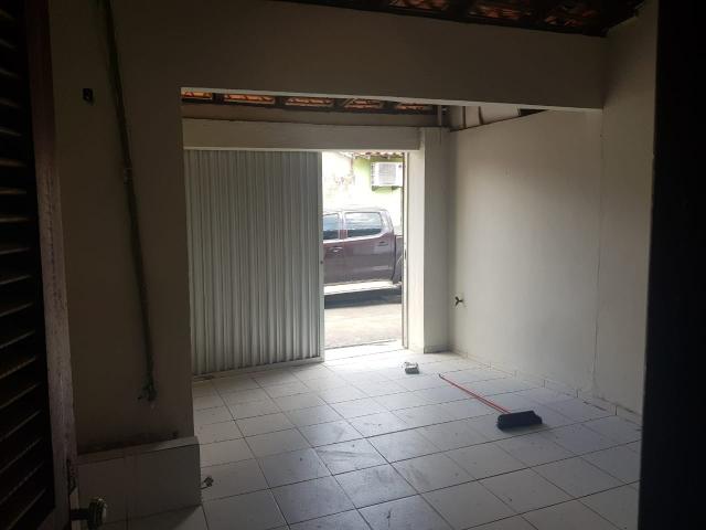 Vende- se uma Casa no Recanto Fialho, aceito carro no negócio - Foto 3