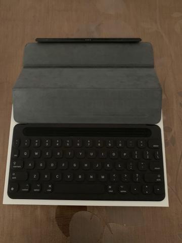 IPad Pro 9.7 (256gb + Wi-Fi +4g) + Apple Pencil + Keyboard