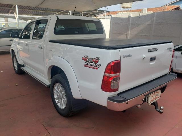 TOYOTA HILUX 2012/2013 3.0 SRV TOP 4X4 CD 16V TURBO INTERCOOLER DIESEL 4P AUTOMÁTICO - Foto 5