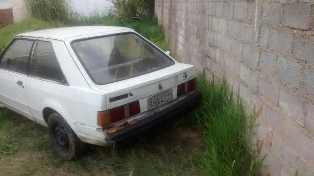 Escort 1.6 89 vendo ou troco motor zero - Foto 6