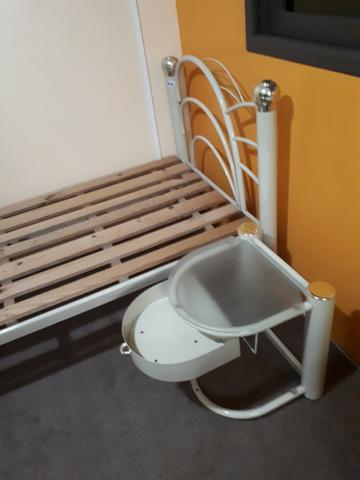 Cama Solteiro com criado mudo - Foto 2