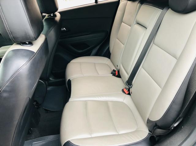 Chevrolet Tracker LTZ com teto solar - Foto 11