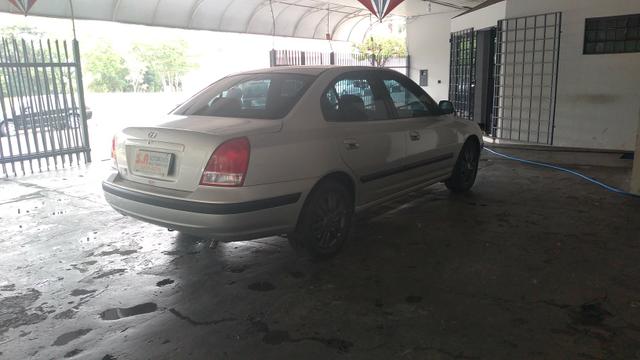 Hyunday - Elantra Gls 2.0 2001 - Foto 4