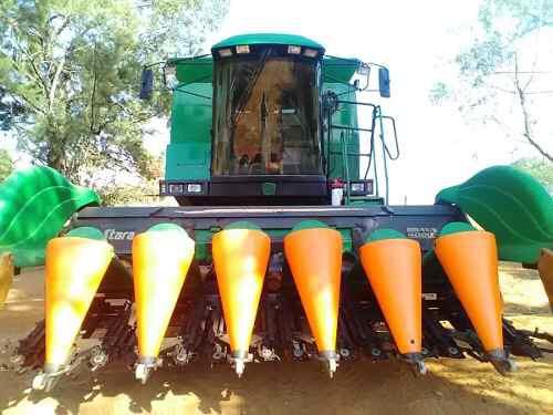 Colheitadeira John Deere 1450 Ano 2008 - Foto 2