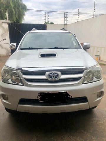 Hilux SW4