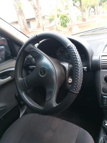Carro Corsa Classic 2004 - Foto 8