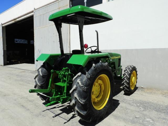 Trator agrícola John Deere, modelo - Foto 3