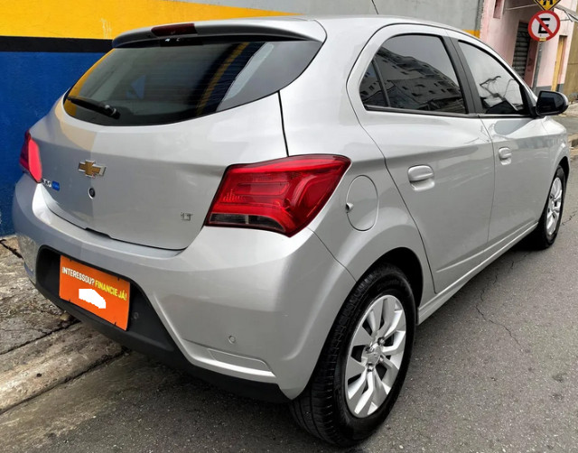 Chevrolet onix 1.4 lt aut - Foto 8