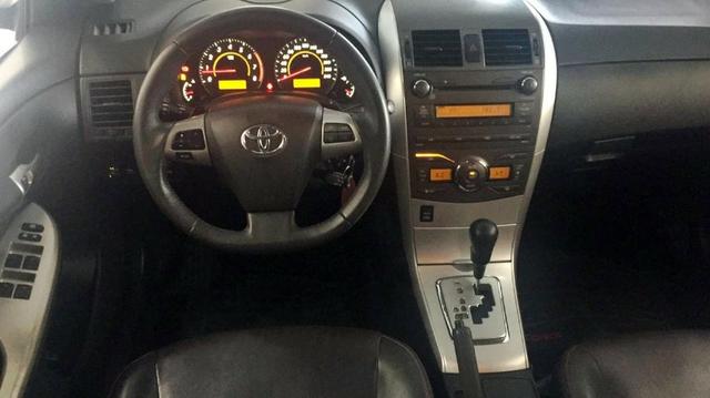 Toyota Corolla Xrs com Gnv 2013 Financio em até 60x - Foto 4