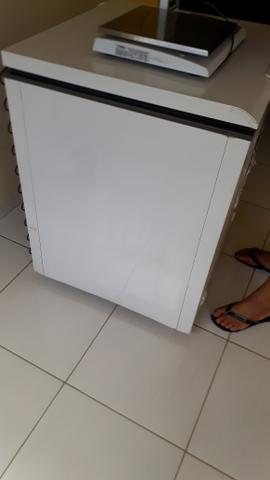 Vende-se balança e frezzer - Foto 3