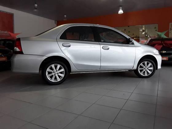 ETIOS 2019/2020 1.5 X PLUS SEDAN 16V FLEX 4P AUTOMÁTICO - Foto 8
