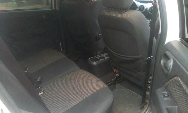 Vendo ou troco esse lindo EcoSport 12 mil de entrada - Foto 5