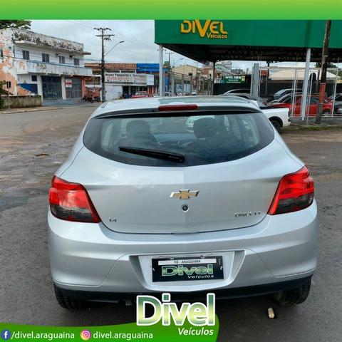 Chevrolet Onix LT 1.4 Manual Flex 2015 - Foto 8