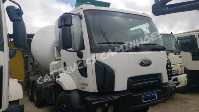 FORD CARGO 2629 PANDA 6X4 BETOBOMBA EL88 180 SITI 2013