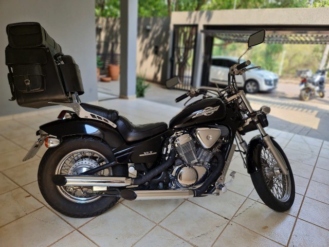 SHADOW VT 600