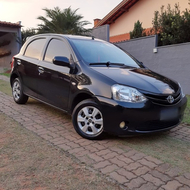 TOYOTA ETIOS XS 2013 MARAVILHOSO