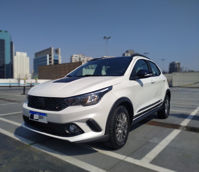 FIAT ARGO TREKKNG AUTOMÁTICO