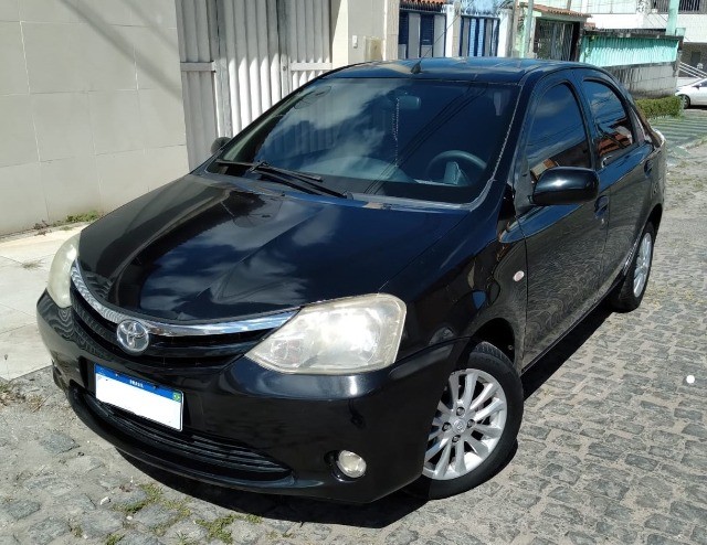 TOYOTA ETIOS SEDAN XLS 1.5 FLEX COMPLETO