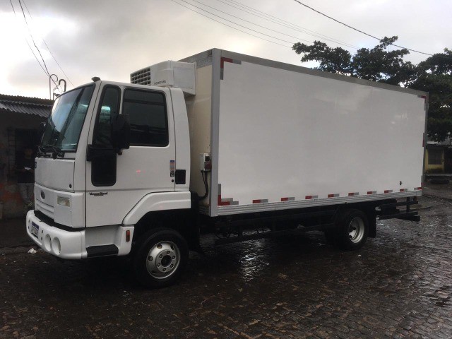 FORD CARGO 816 2013