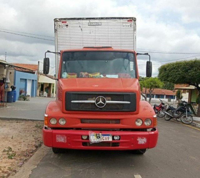 CAMINHÃO