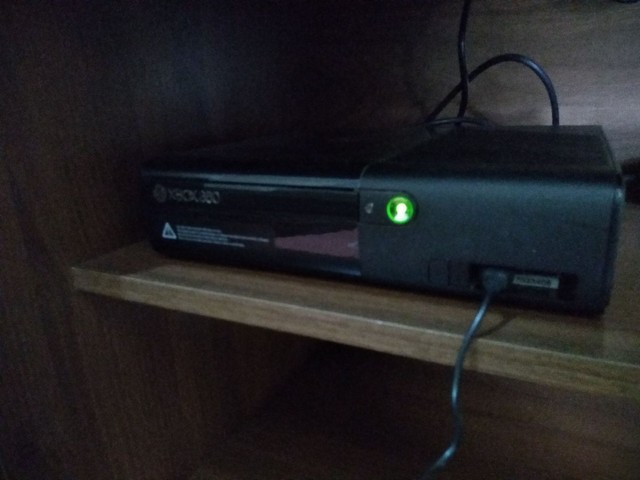Xbox 360 super slim destravado - Videogames - Sítio Cercado, Curitiba  1017909147 | OLX