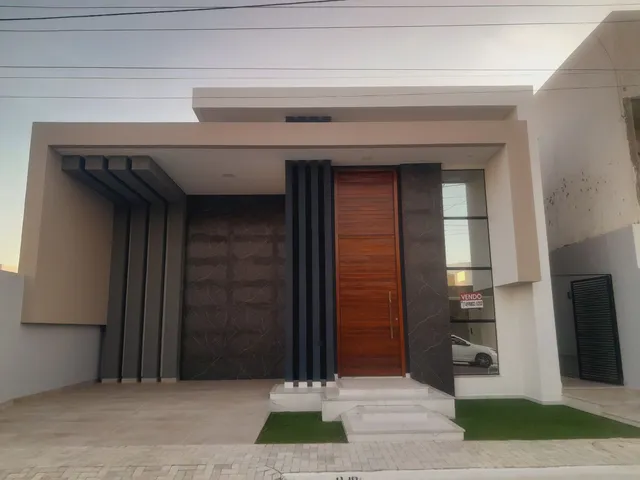CASA À VENDA NO CONDOMÍNIO VELHO CHICO.
