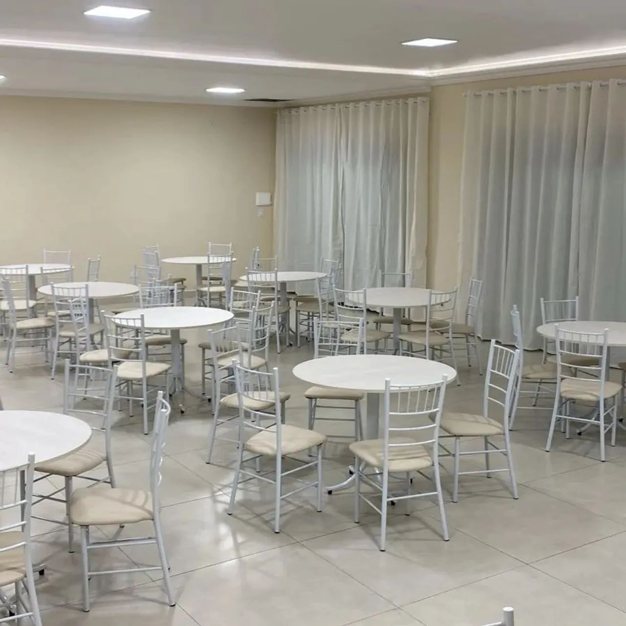 Mesas e cadeiras promoção  - Foto 2