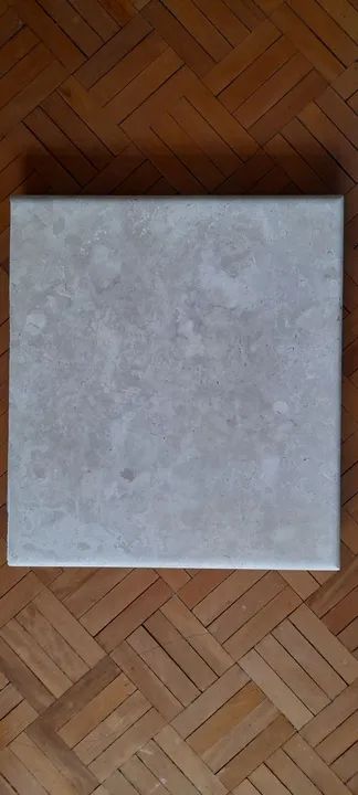 Mármore Travertino, 45cm X 50 cm X 2 cm de espessura
