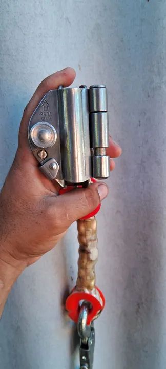 Trava queda  - Foto 2