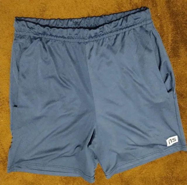 Bermuda masculina básica
