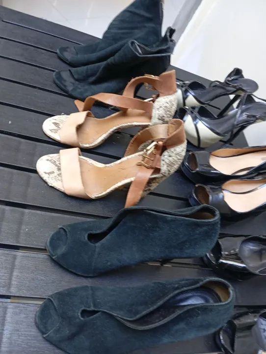 Sapatos diversos Tam 36 Corello  (6 pares) - Foto 2
