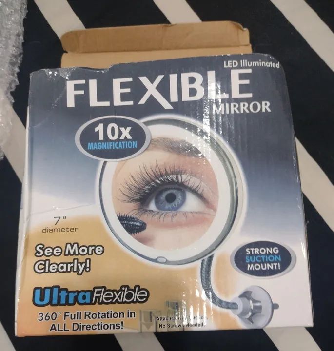 Espelho de aumento novo 