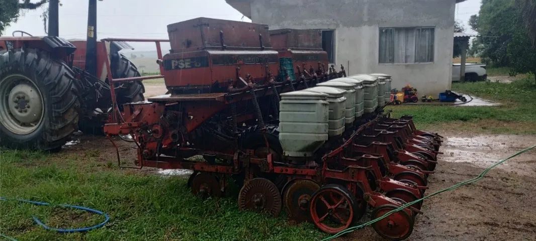 Plantadeira/ Semeadoura PS8 