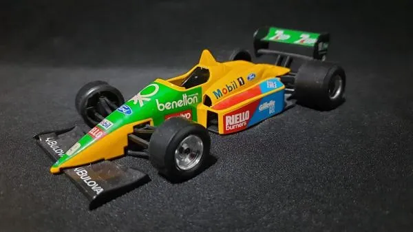 Miniatura Toyota F1 Debut 2002 Australia Gp Mika Salo Minichamps 1