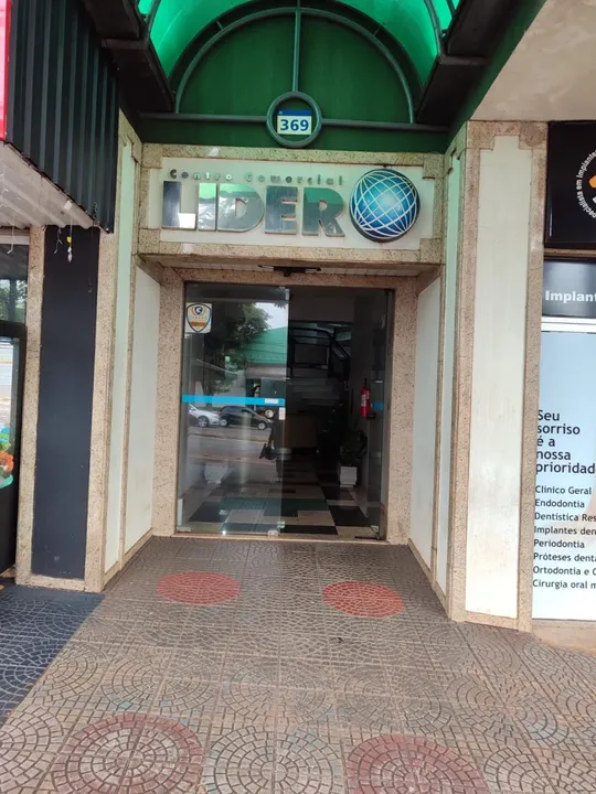 Sala comercial para alugar com 0 dormitórios em Zona 06, Maringá cod:00000031