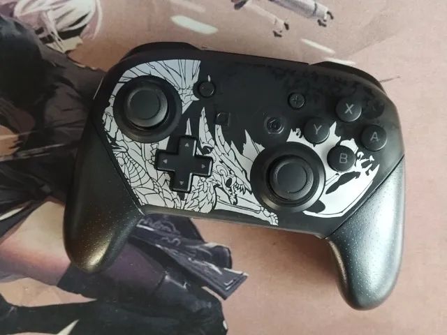 Joystick / Controle NOVO Nintendo Switch - Pro - edição Monster Hunter Silver - bluetooth - Foto 4