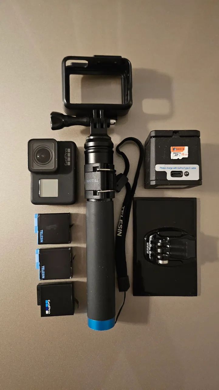 GoPro Hero com Acessórios - Pronta para Ação!