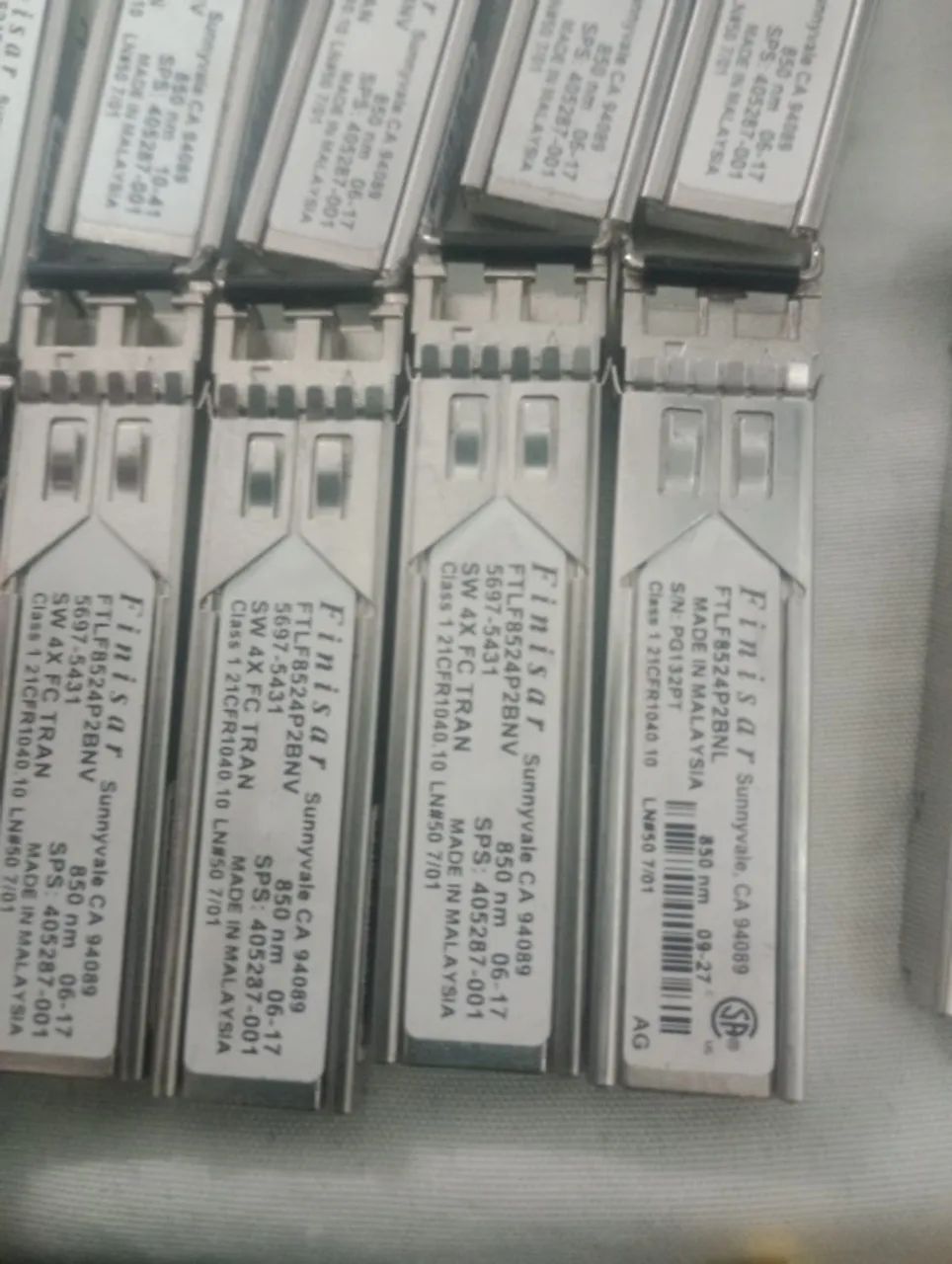 Lote de Dispositivos de rede Switches, Firewall, Roteador e Acessórios - Foto 5