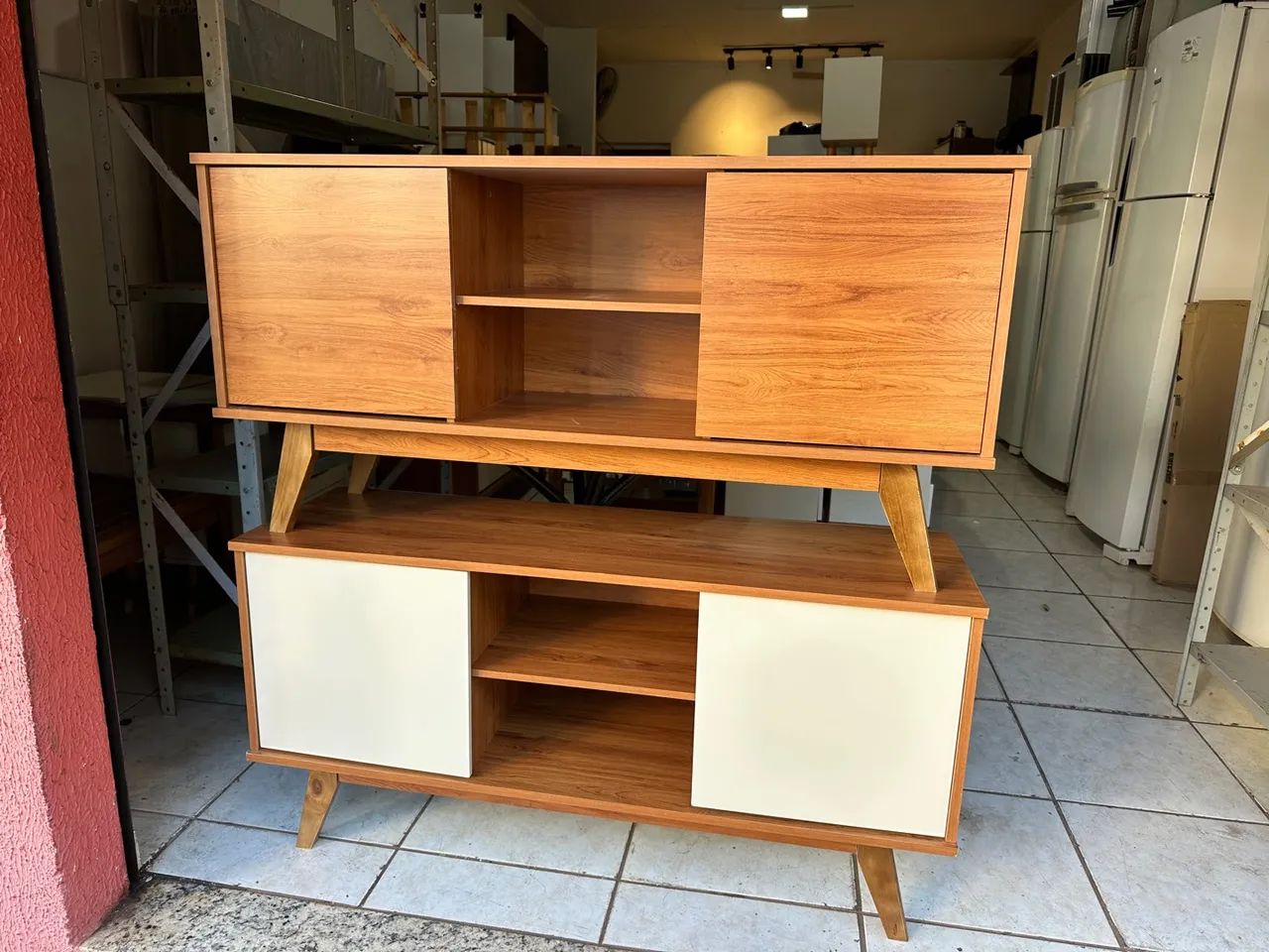 Rack Novo moderno com design retrô - Entrego 