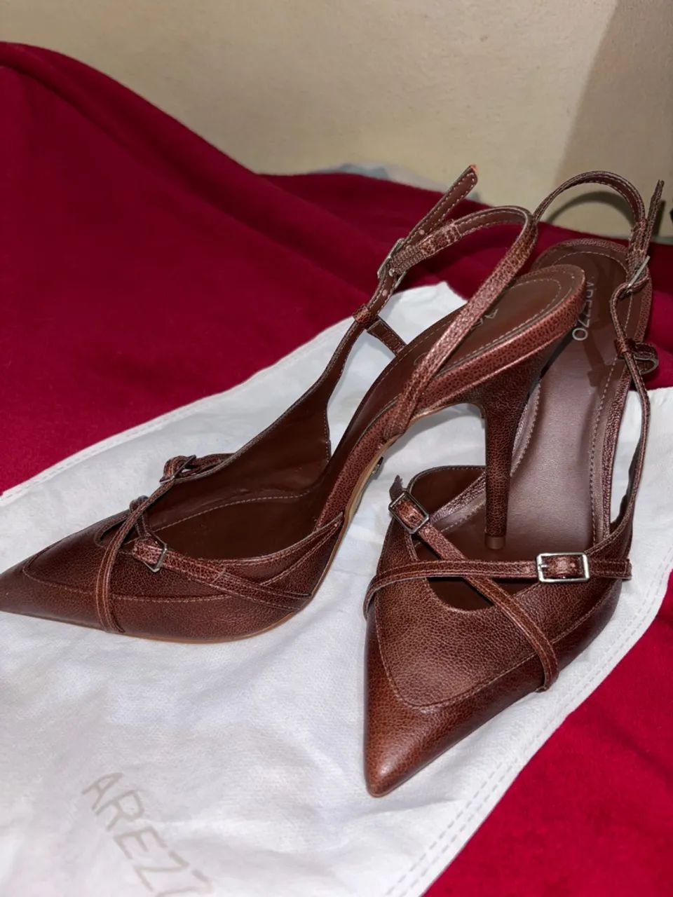 Scarpin Slingback Arezzo Marrom  - Foto 4