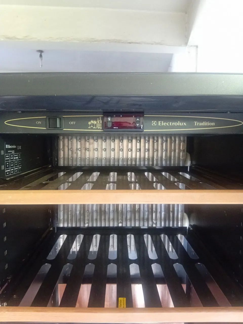 Adega de vinhos  - Foto 2