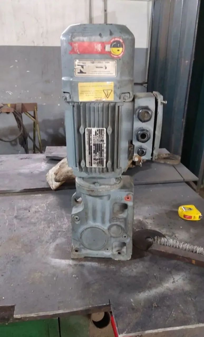 Motoredutor 1,2 CV 220/380 - Foto 3