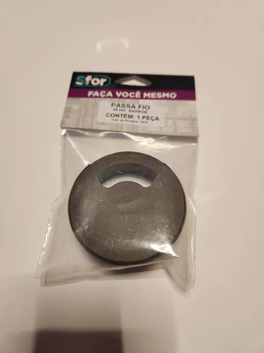 Passa Fio 55 mm Marrom