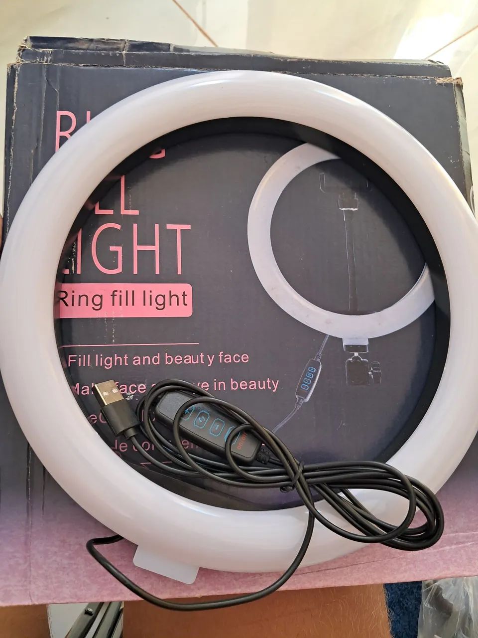 Ring Fill Light64300404641027121