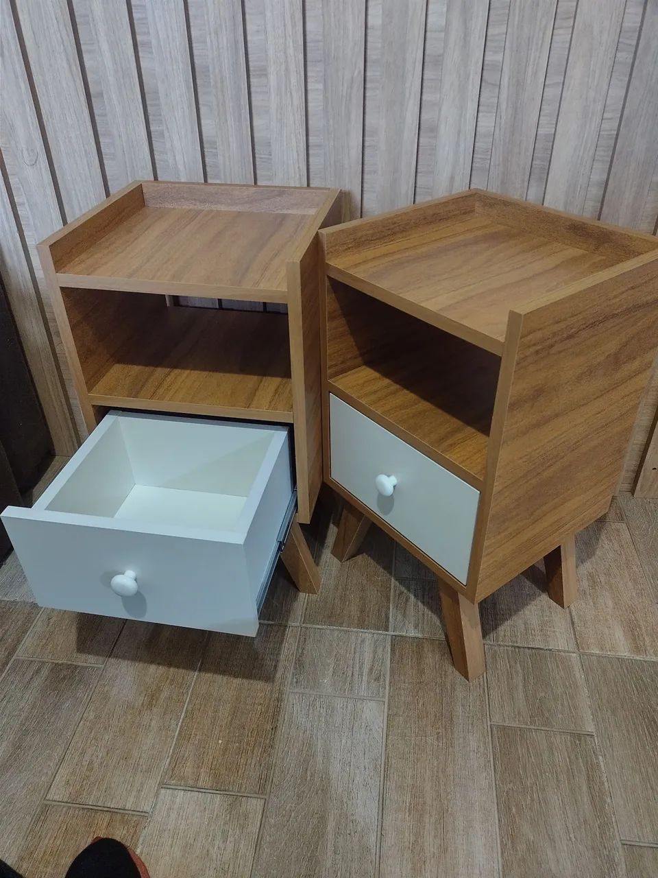 Mesinha cabeceira 64352824901634121