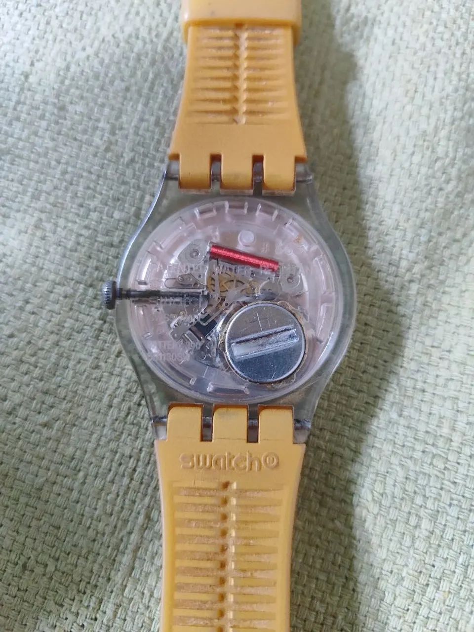 Rel ógio Swatch peças aproveite - Foto 2