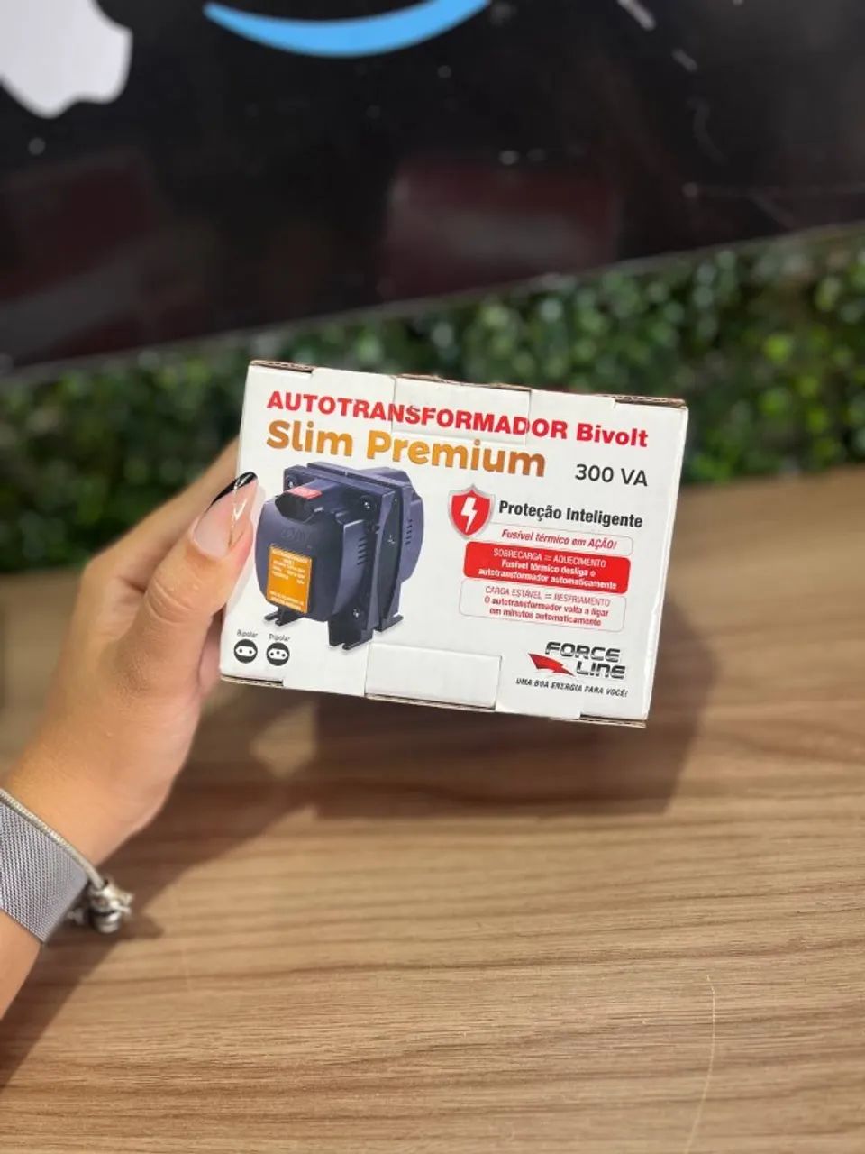 Autotransformador Bivolt Slim Premium - 300W - FORCE LINE